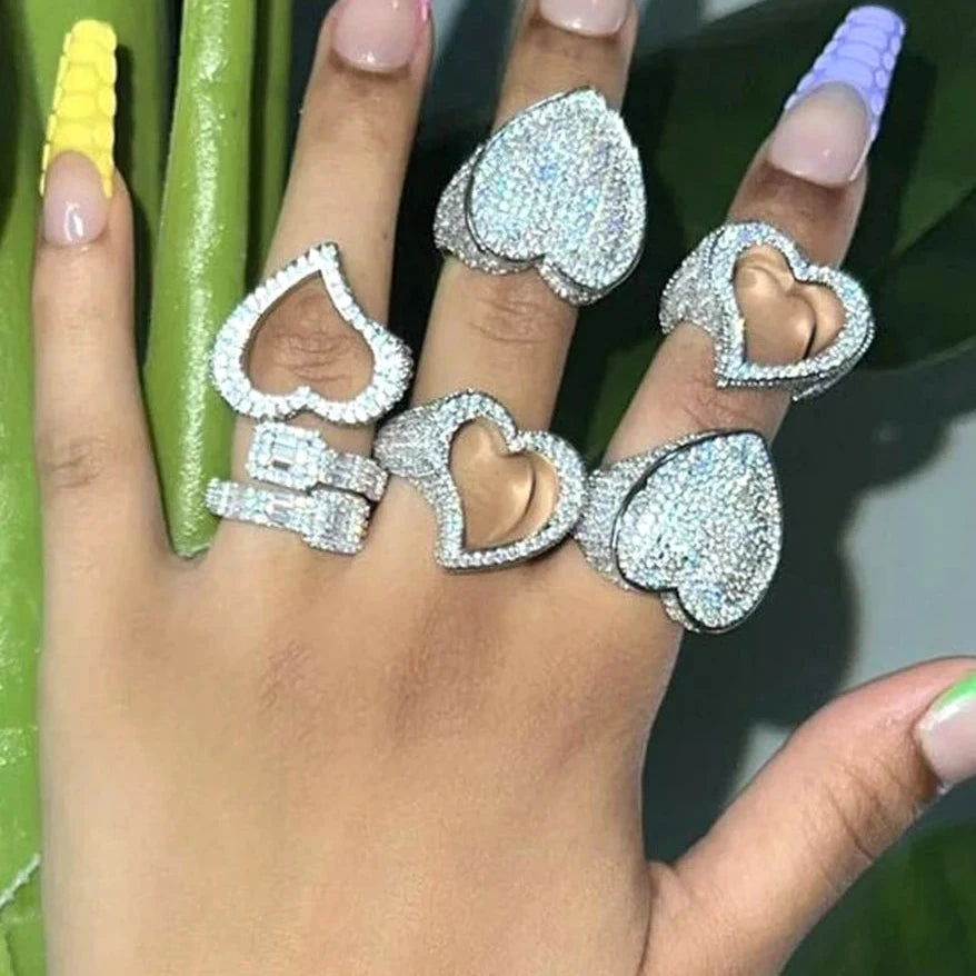 Iced heart statement ring with crystal stones in gold tone — Solara Gold